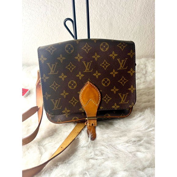 Louis Vuitton Handbags - LOUIS VUITTON Cartouchiere GM Shoulder Bag Monogram Leather Brown France M51252